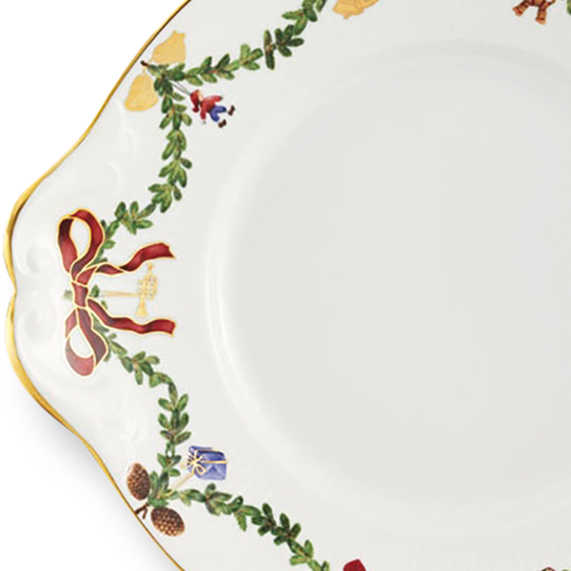 Zoom image of Star Fluted Christmas Dish 27 cm